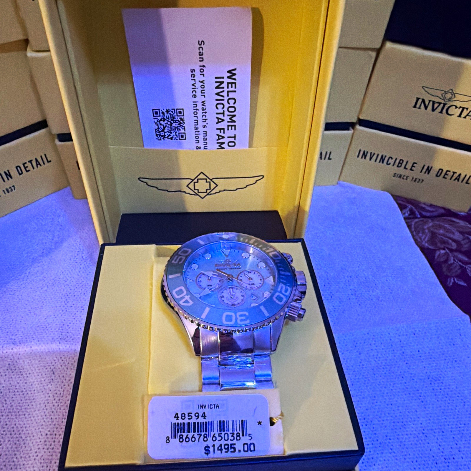Invicta Men’s Diver Quartz Chronograph Blue Dial SS Bracelet 300m 50mm w/Box