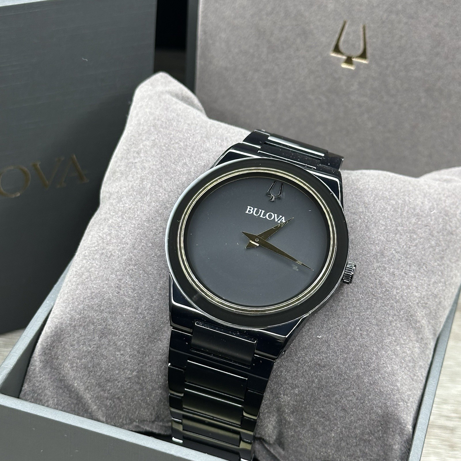 NEW✅$650✅ Bulova Millennia Slim Elegant Black Stainless Steel Men’s Watch 98A313