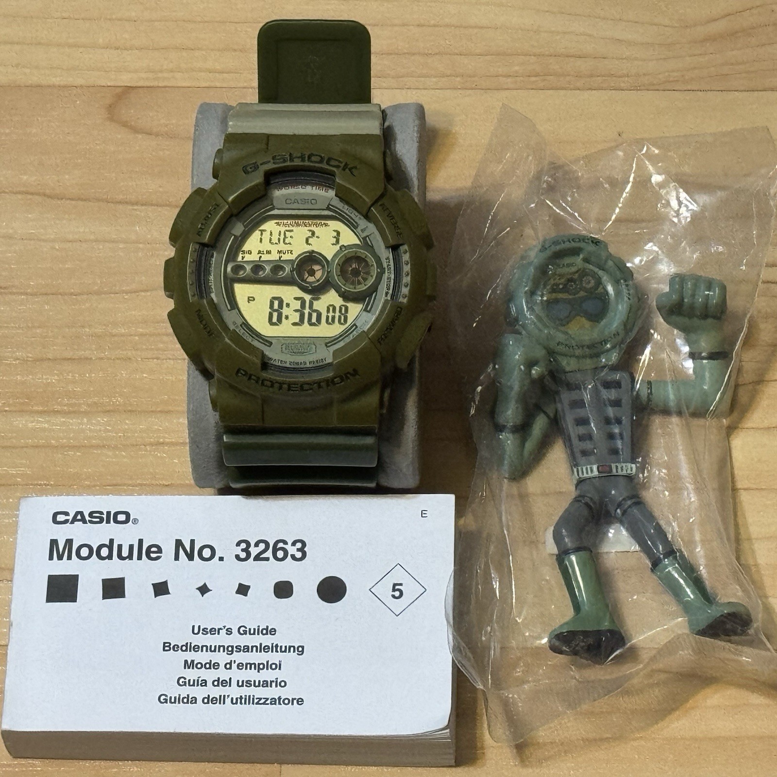 Casio G-Shock GD-100PS-3JS Playset Collab w/ G-Man Figure Digital Watch GD 100