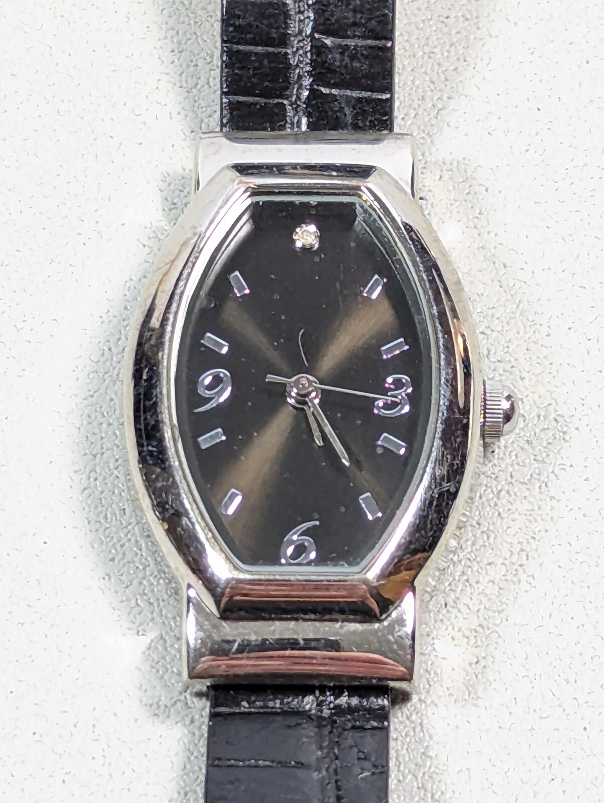 Black Dial Silver Tone Case Black Leather Band Watch