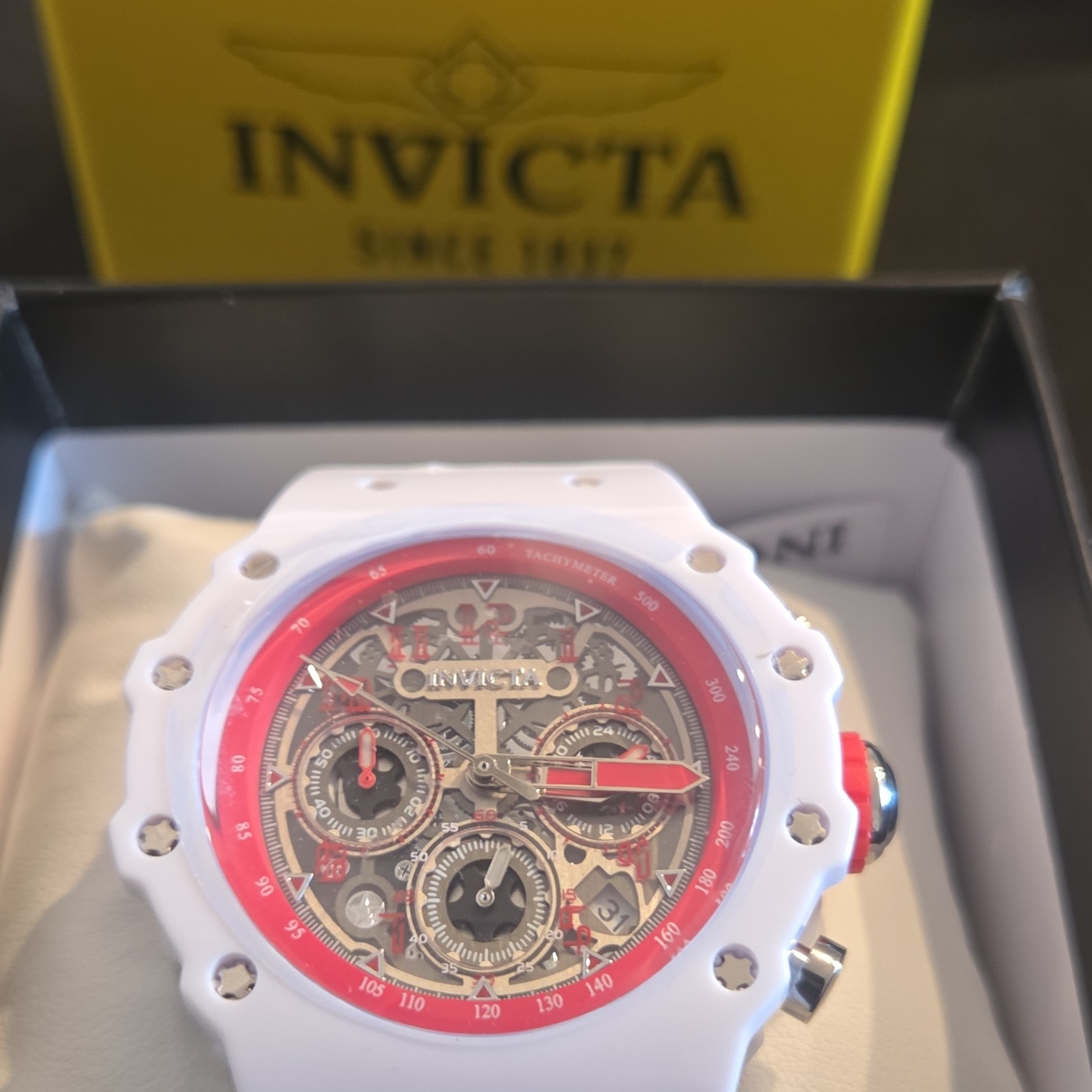Invicta S1 Rally Men’s Quartz Chronograph Tachymeter Date 50m White/Red