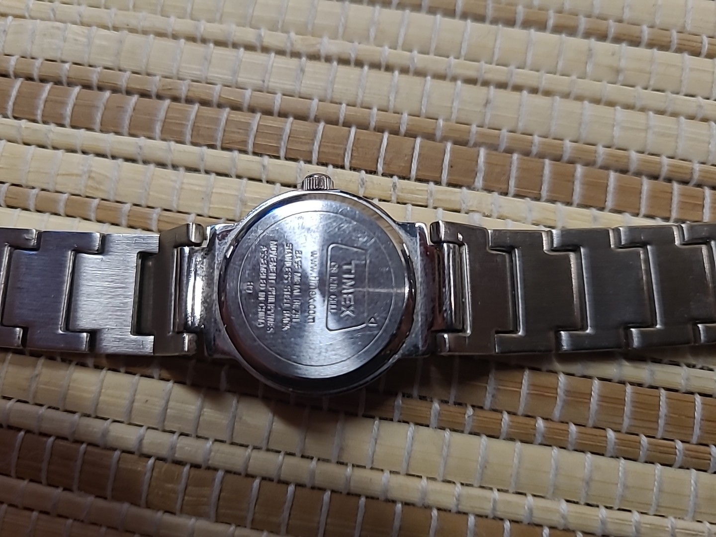 Vintage TIMEX Watch Womens Silver Tone Stainless Steel Round Blue Dial 90s