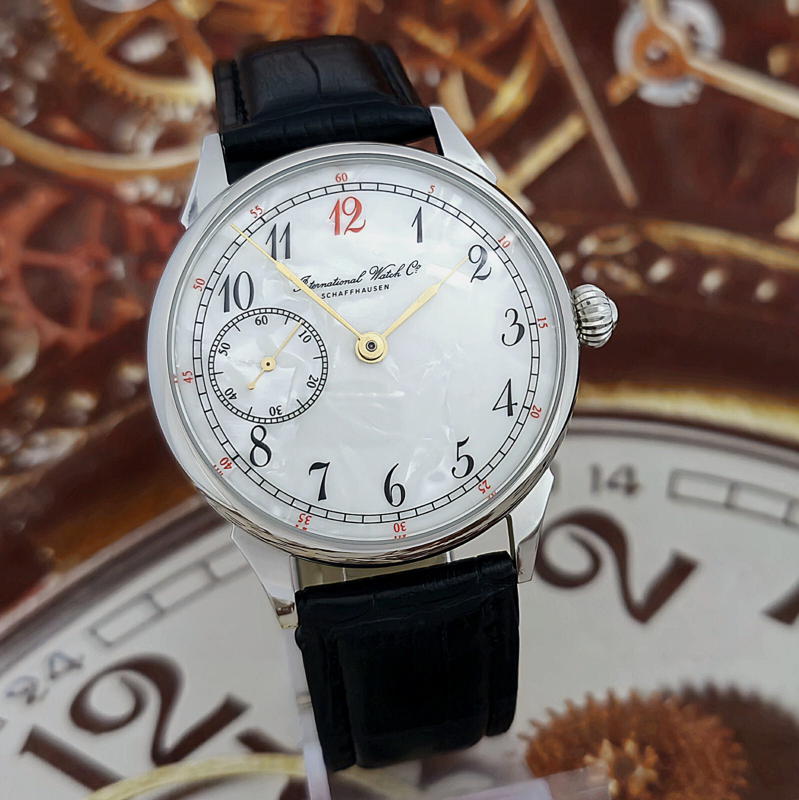 Watch USSR MARRIAGE Rare Dial Men’s mechanism MOLNIJA 18 Jewels 3602