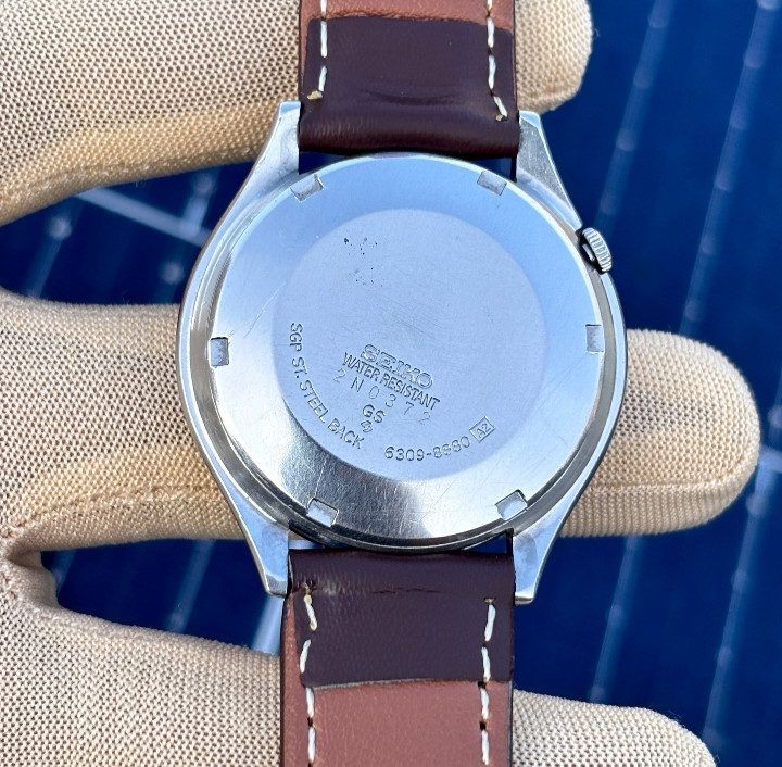 Vintage Seiko 5 Automatic Off-White Dial Japan Made Men’s Watch 6309-8230.