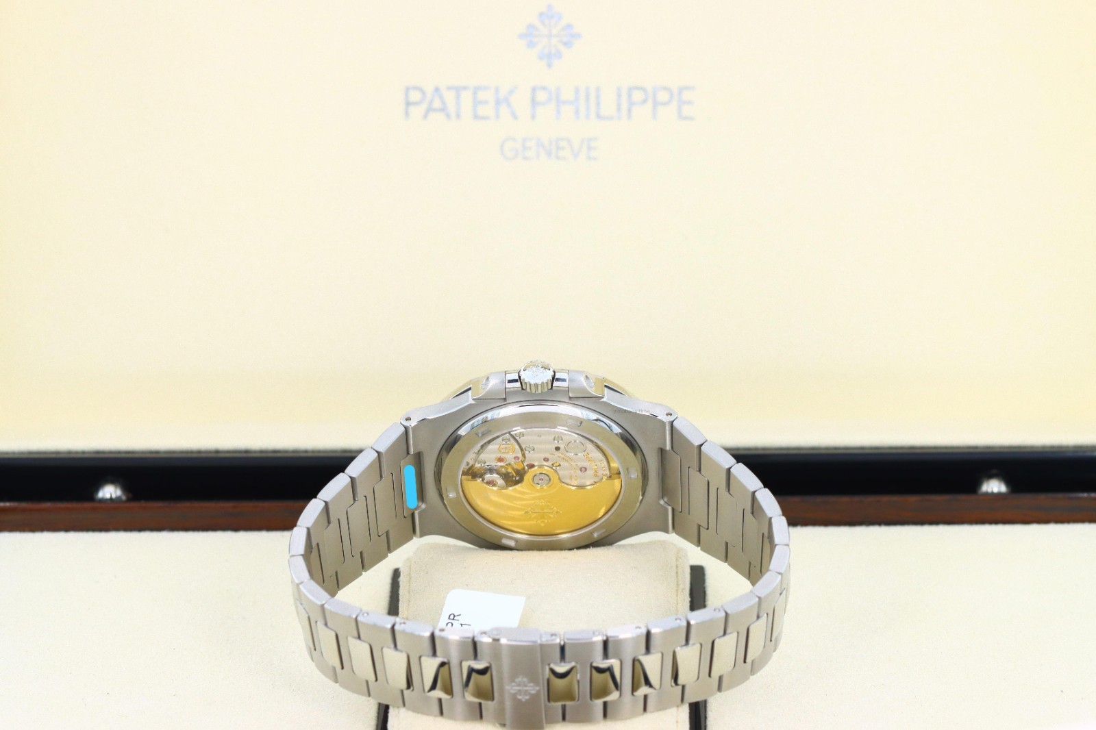 Patek Philippe Nautilus Jumbo 5711/1A-014, Green Sunburst Dial – Stainless Steel
