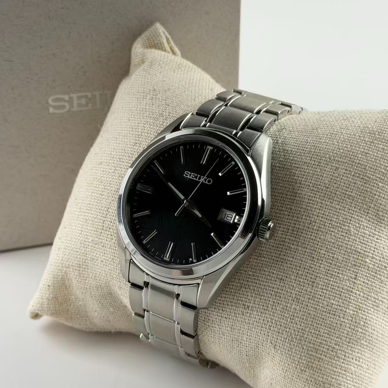 New Seiko Essentials SUR311 Black Dial Stainless Steel Men’s Quartz Watch 40.2mm