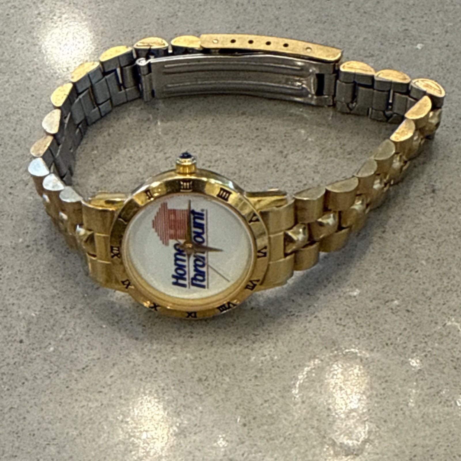 Image Watches Unisex Analog Quartz Home Paramount Gold Silver Water-Resistant