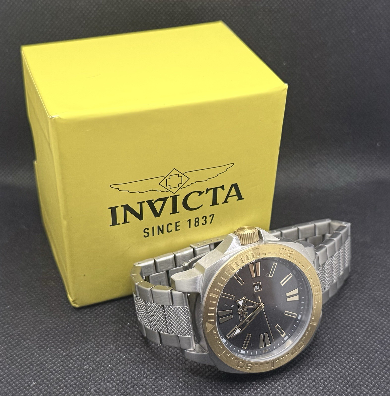 Invicta Speedway Men’s watch