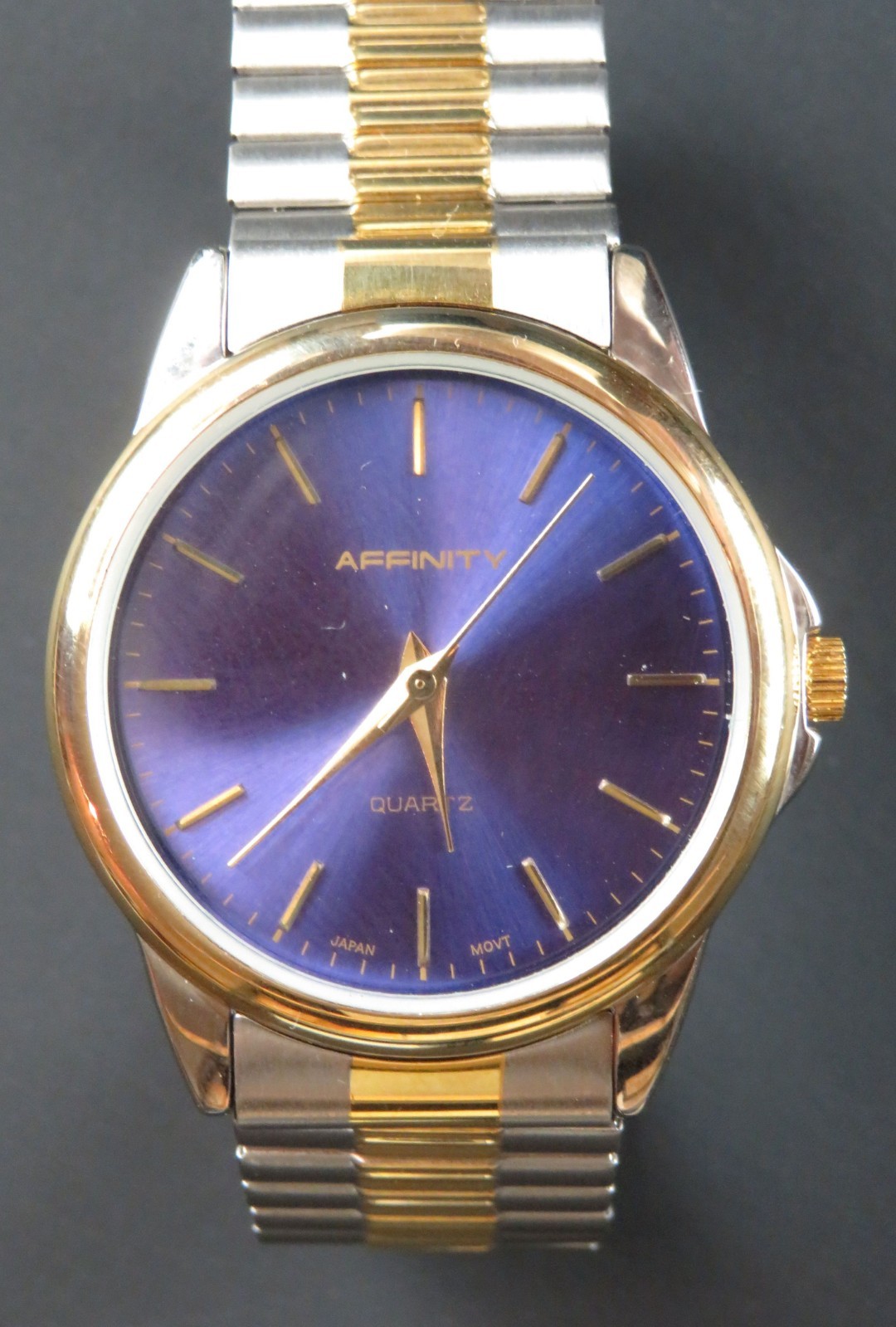 Working Affinity Blue Purple Sunburst Men’s Quartz Watch 40mm FMA11 new battery