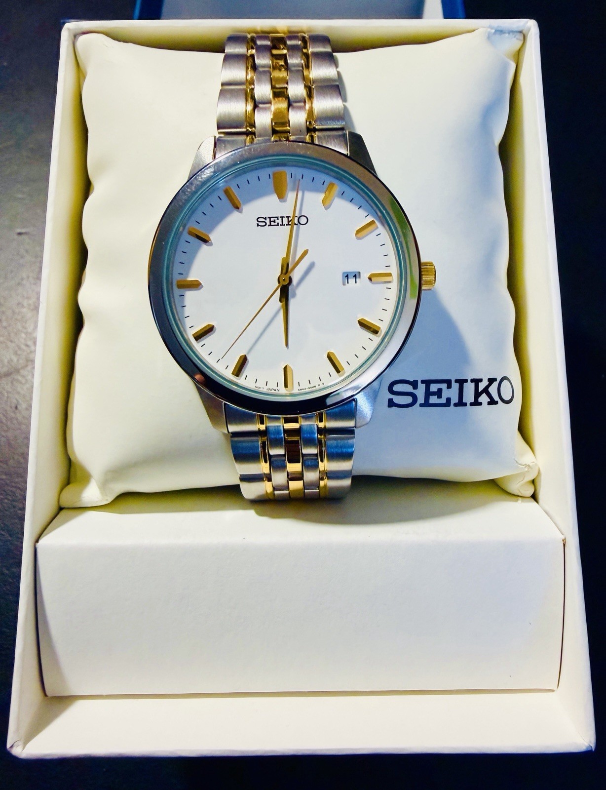 Seiko SUR094 Men’s Quartz White Dial Two-Tone Stainless Bracelet