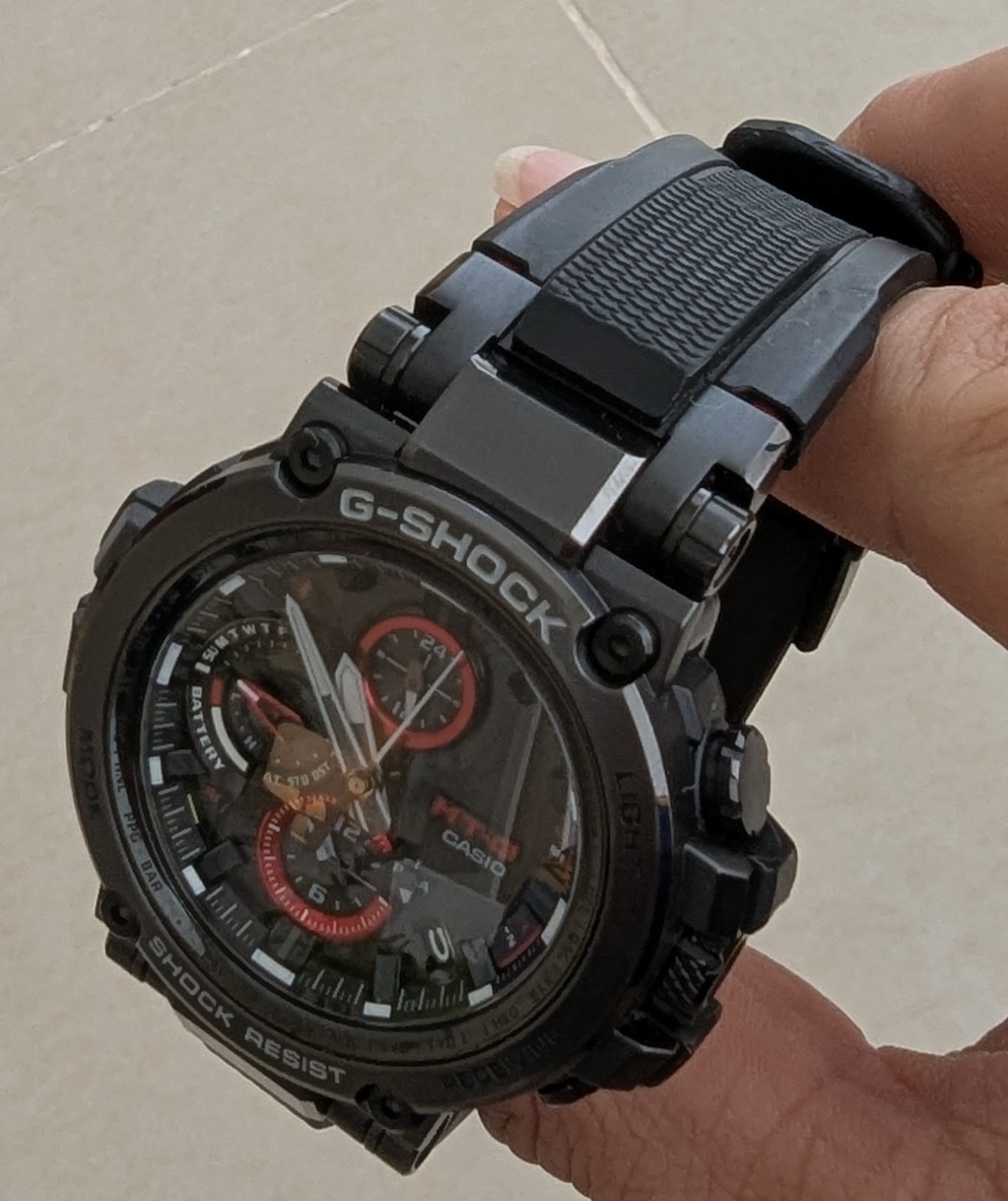 Casio G-Shock Resin Strap Black Dial Solar Sports 200M MTG-B1000B-1A Men’s Watch