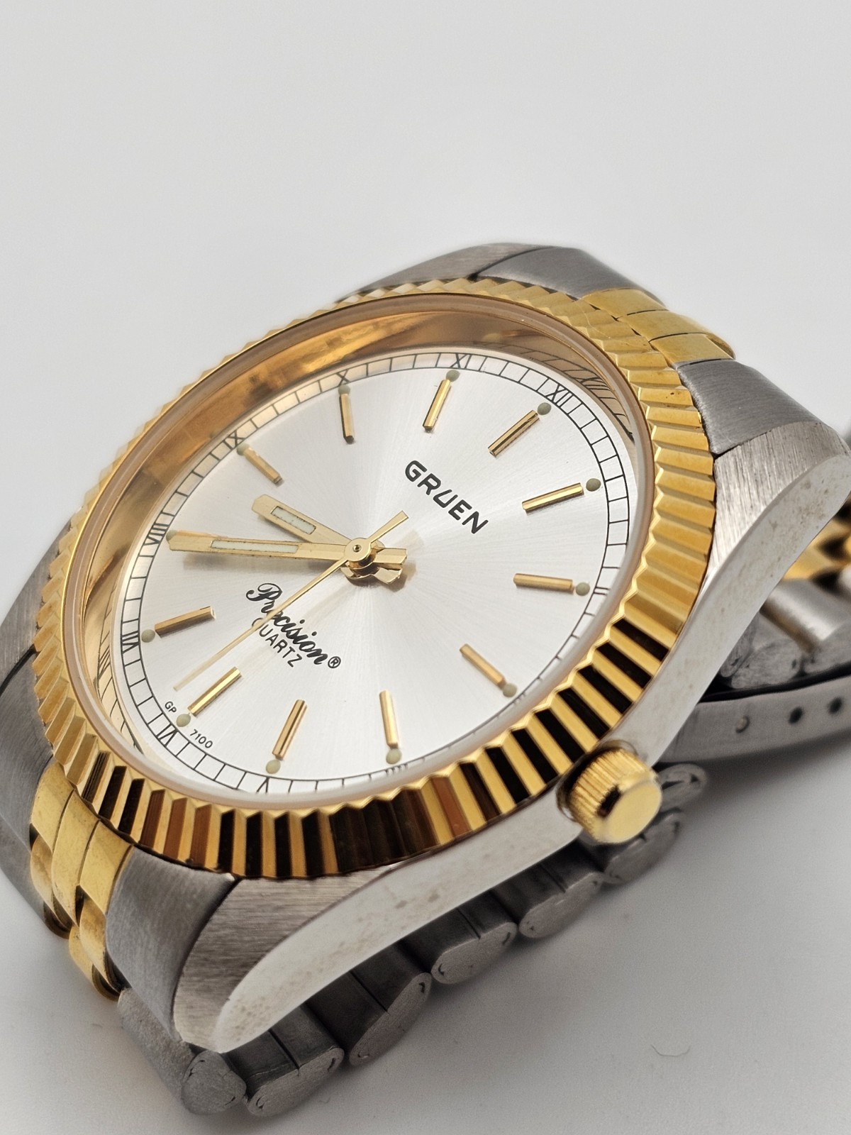 Vintage 1996 Gruen PRESIDENTIAL 3 Hand Men Quartz Watch Fluted Jubilee Twotone🔥