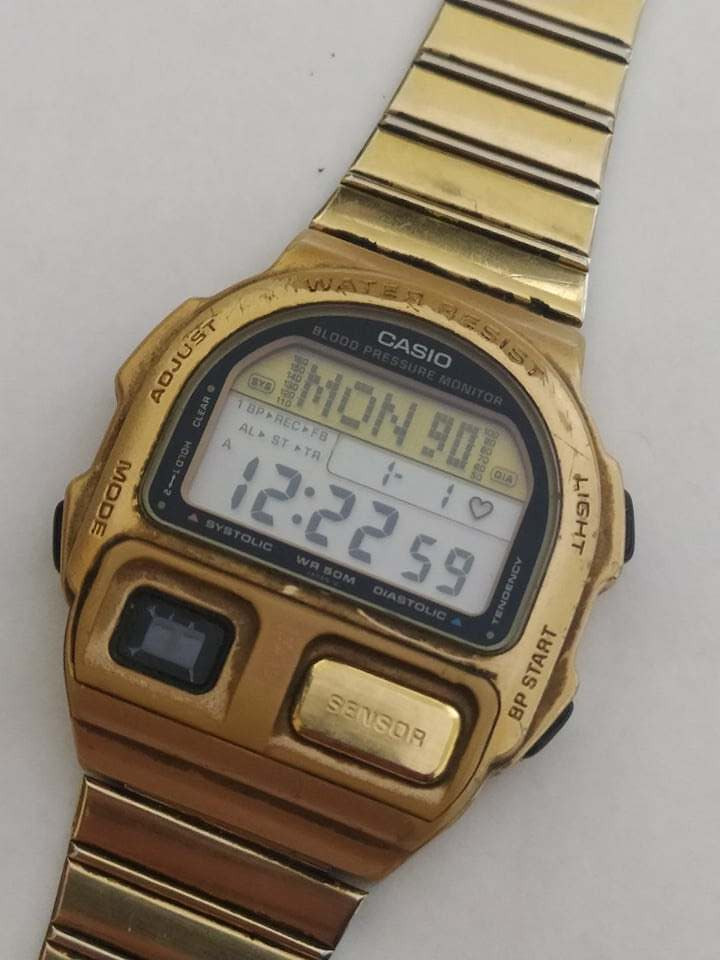 VINTAGE CASIO BP-100 Blood Pressure watch.vintage casio digital Working