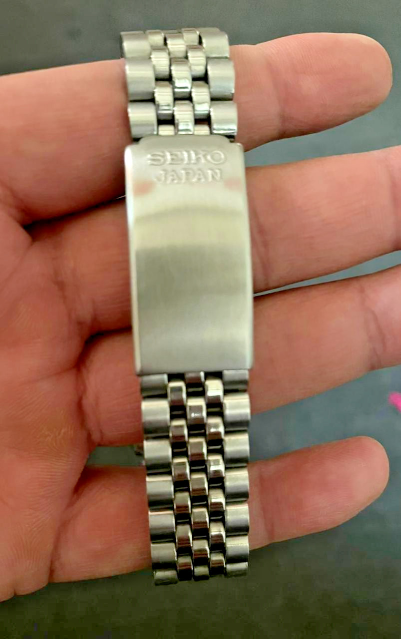 Seiko 5 Automatic Green Dial Day-Date Stainless Steel Men’s Watch