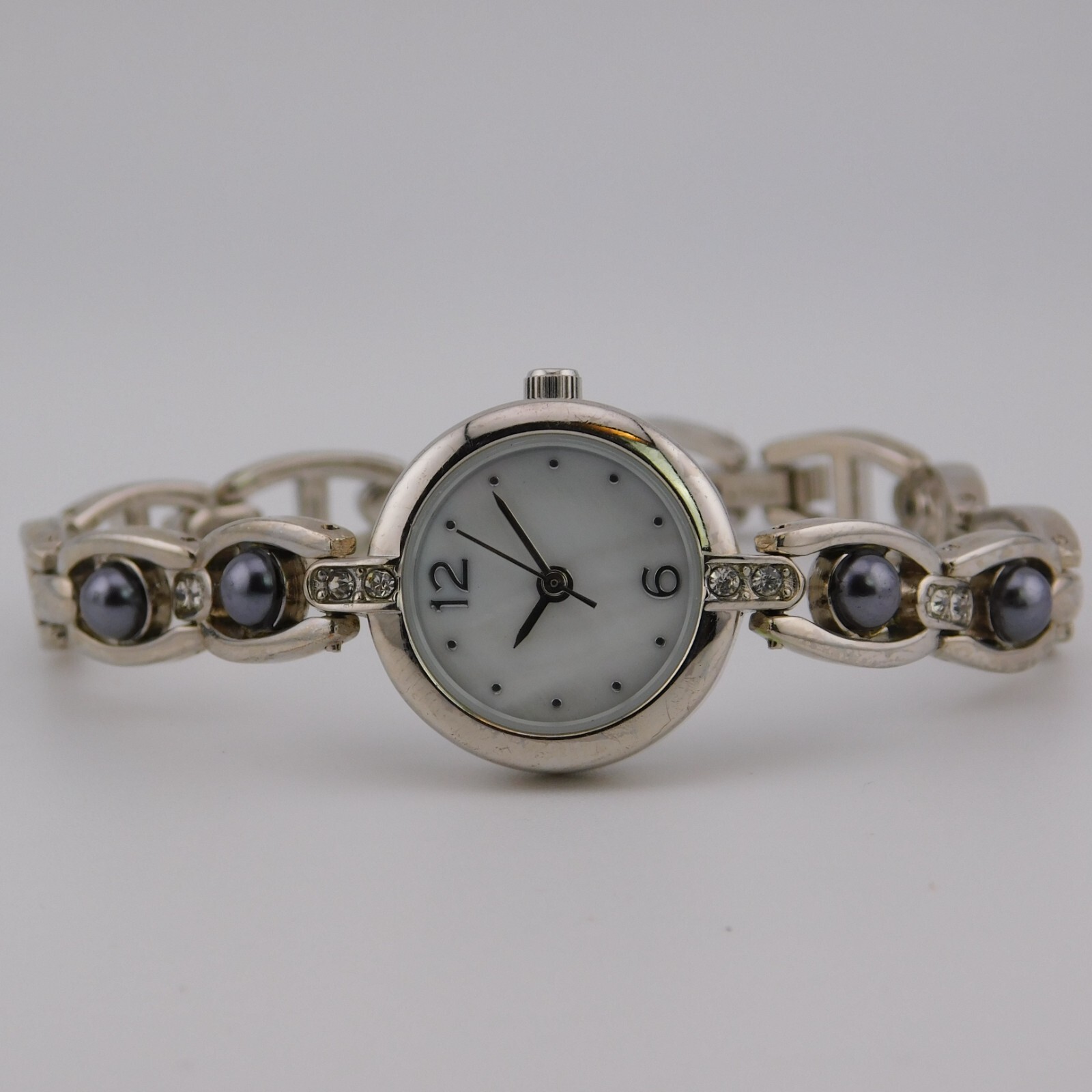 allude FMDAL620 Silver Tone Quartz Analog Women’s Watch Sz. 7 1/2″ New Battery