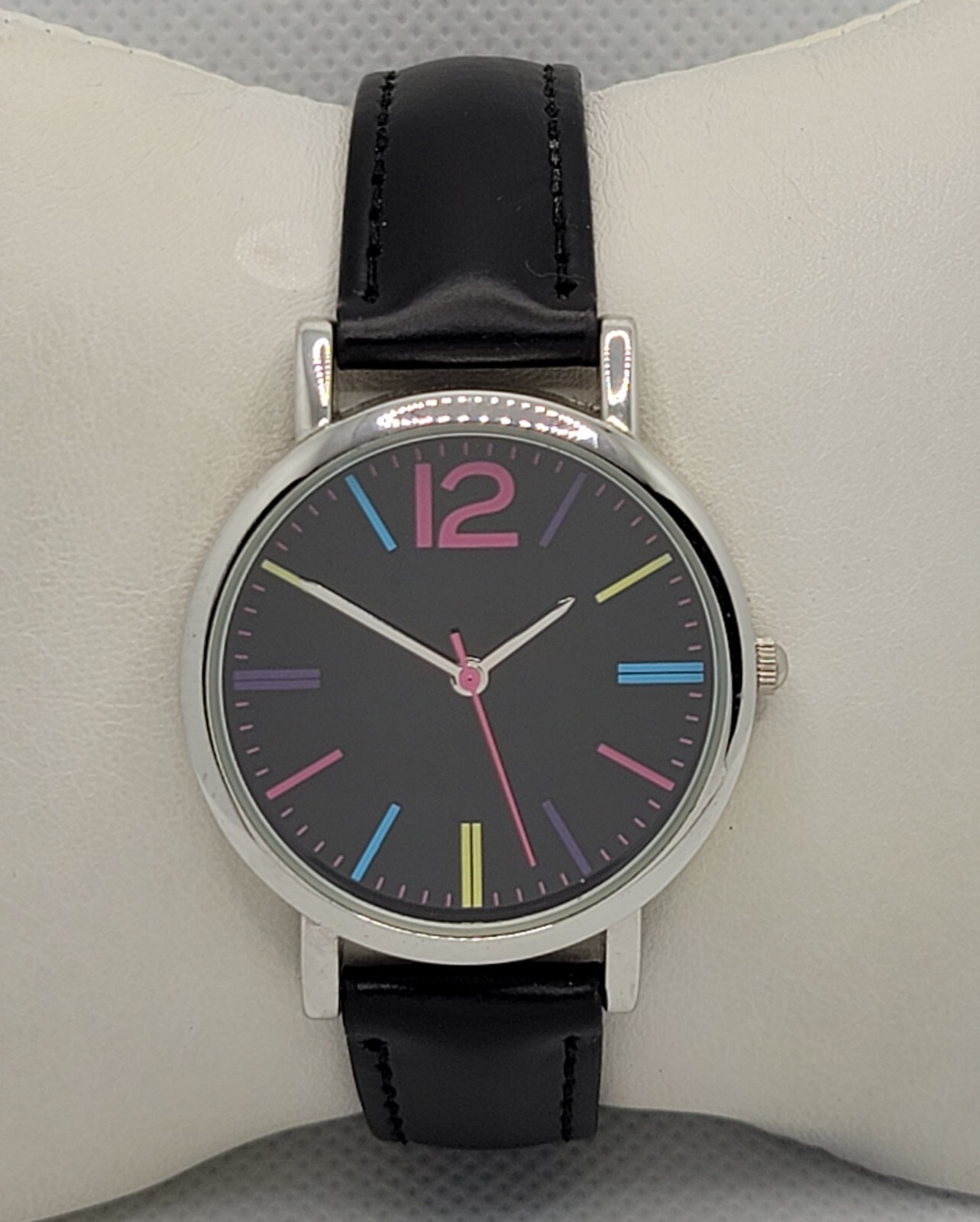 Ladies Classic Round Silver Tone Case Black Dial Colorful Hours Mark Watch L7