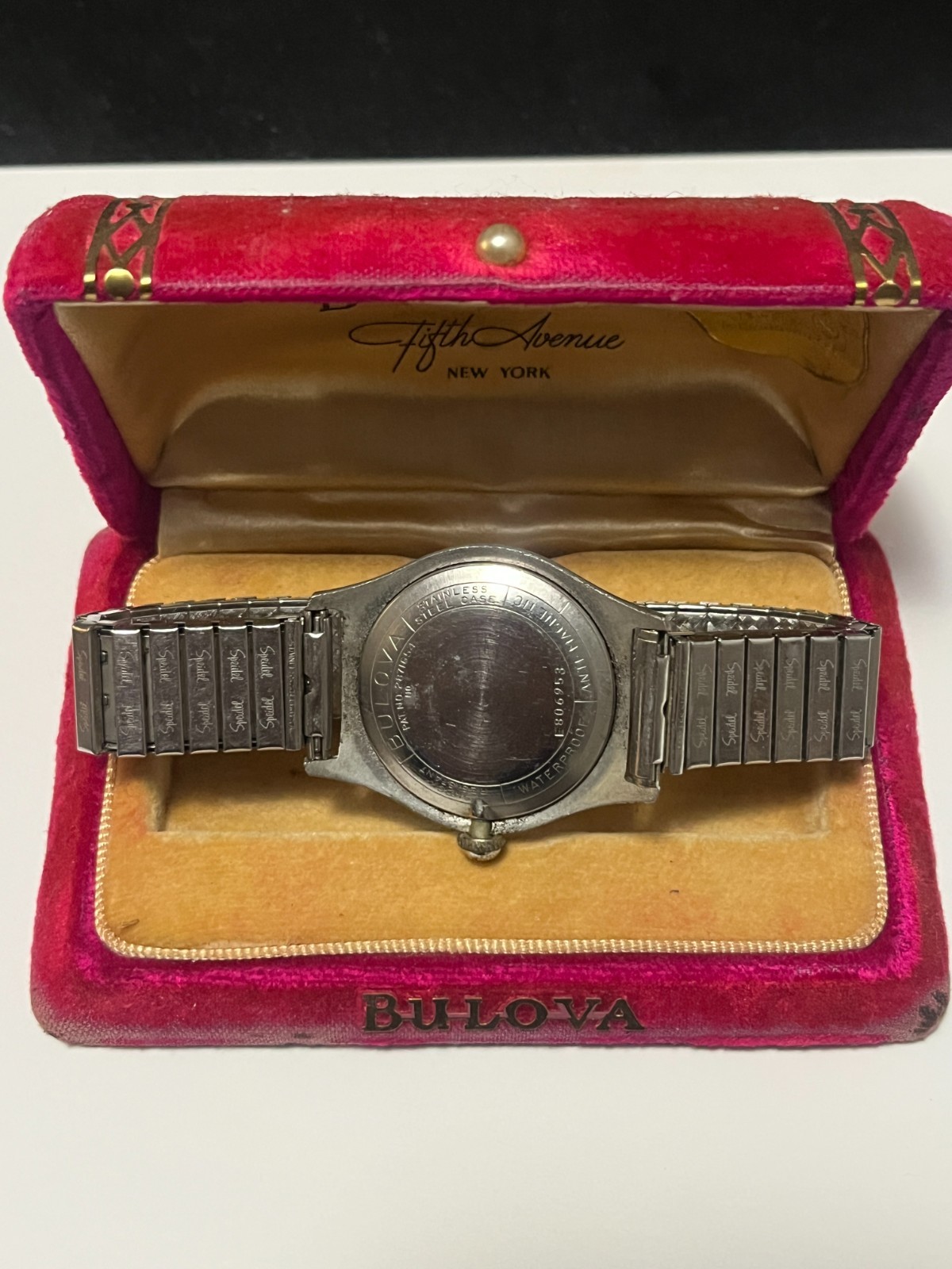 Vintage Men’s Bulova 17J Manual Winding Dress Watch