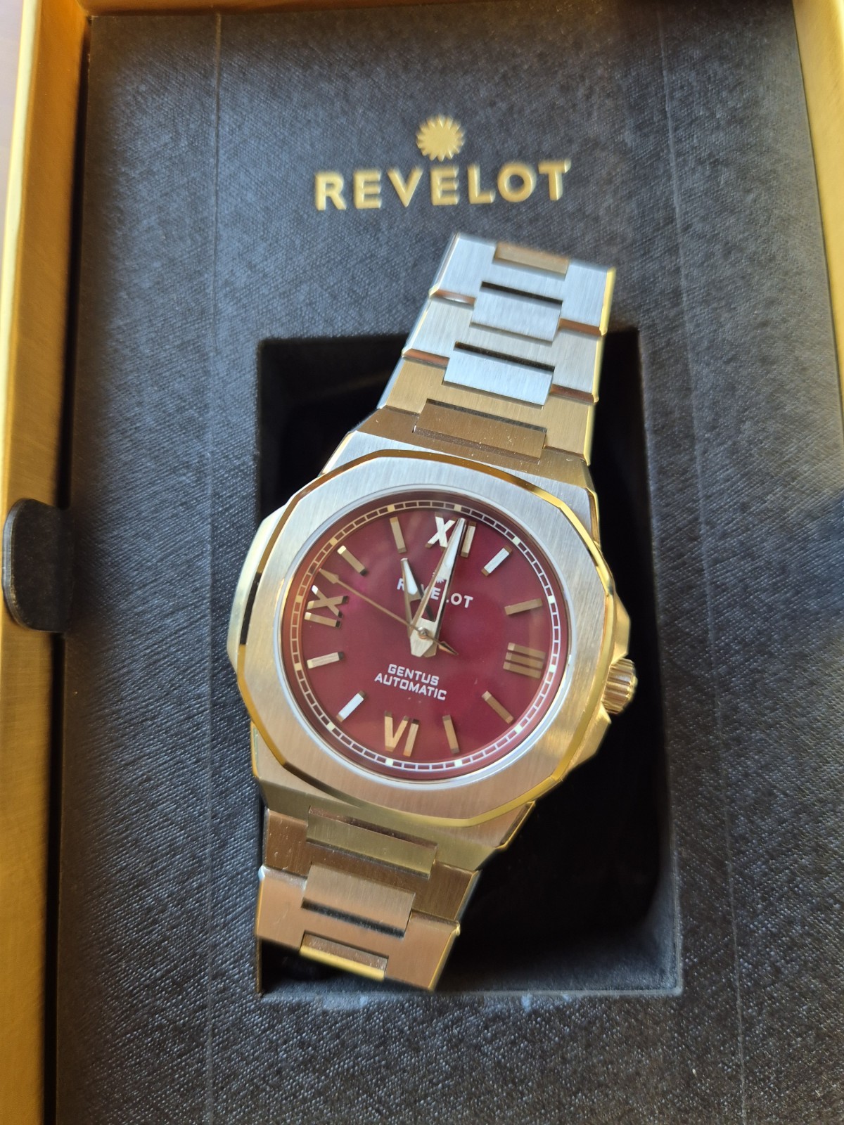 Revelot Red mop Mother Of Pearl Gentus Automatic Watch Nautilus Style