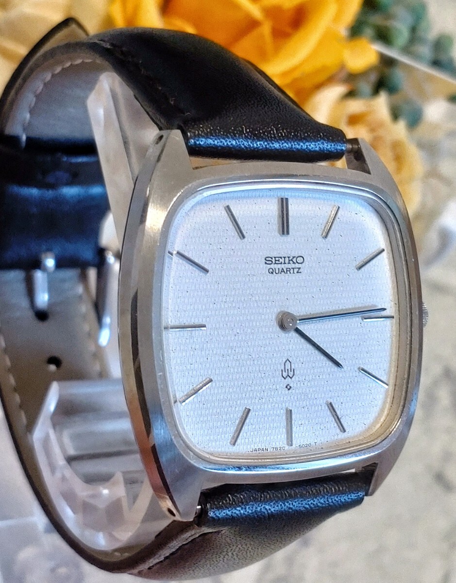 Working SEIKO quartz Chariot men’s wristwatch square white dial new belt vintage