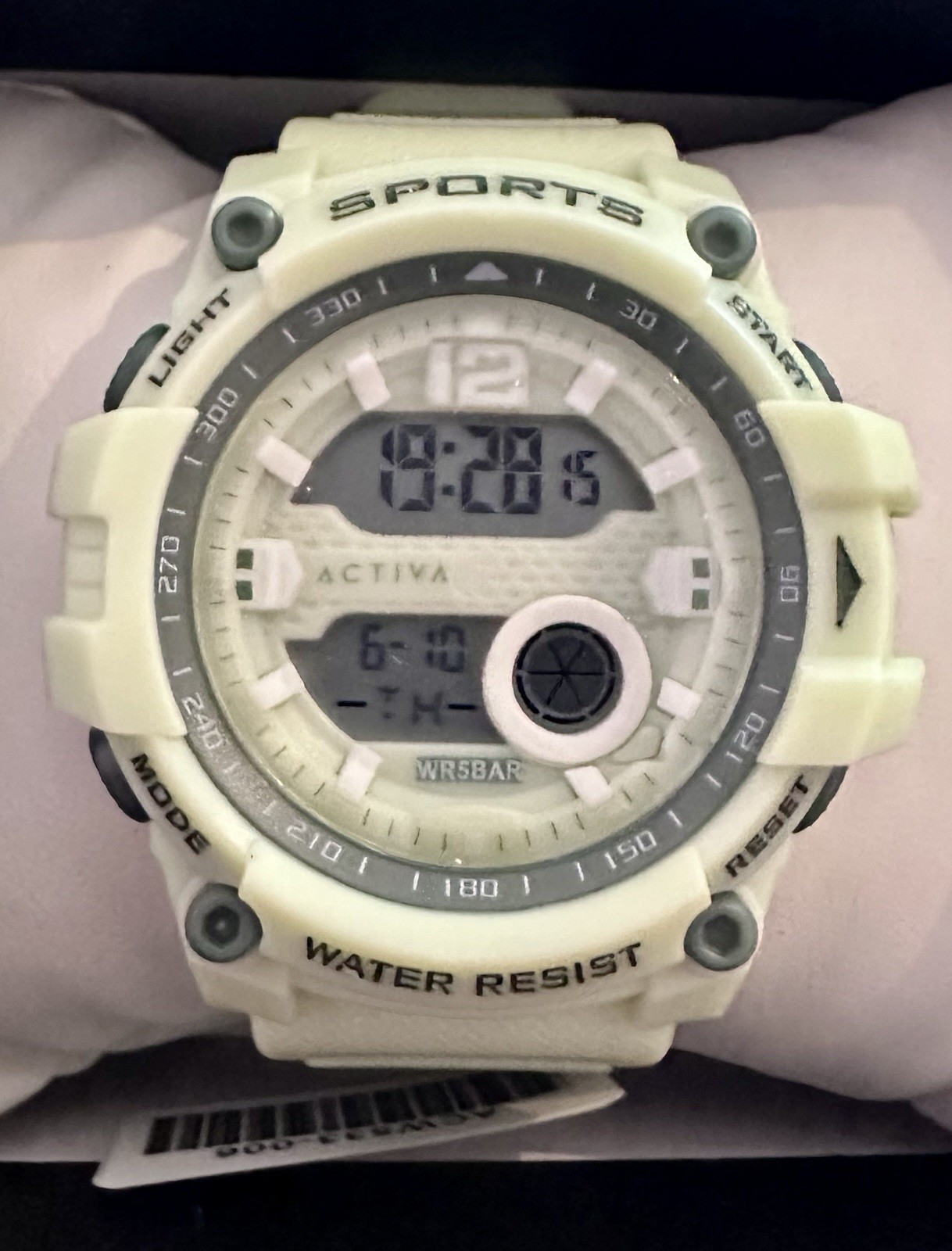 Activa X Invicta’s Lady Digital Sports Watch-Green, 46mm, 50m WR 🔥