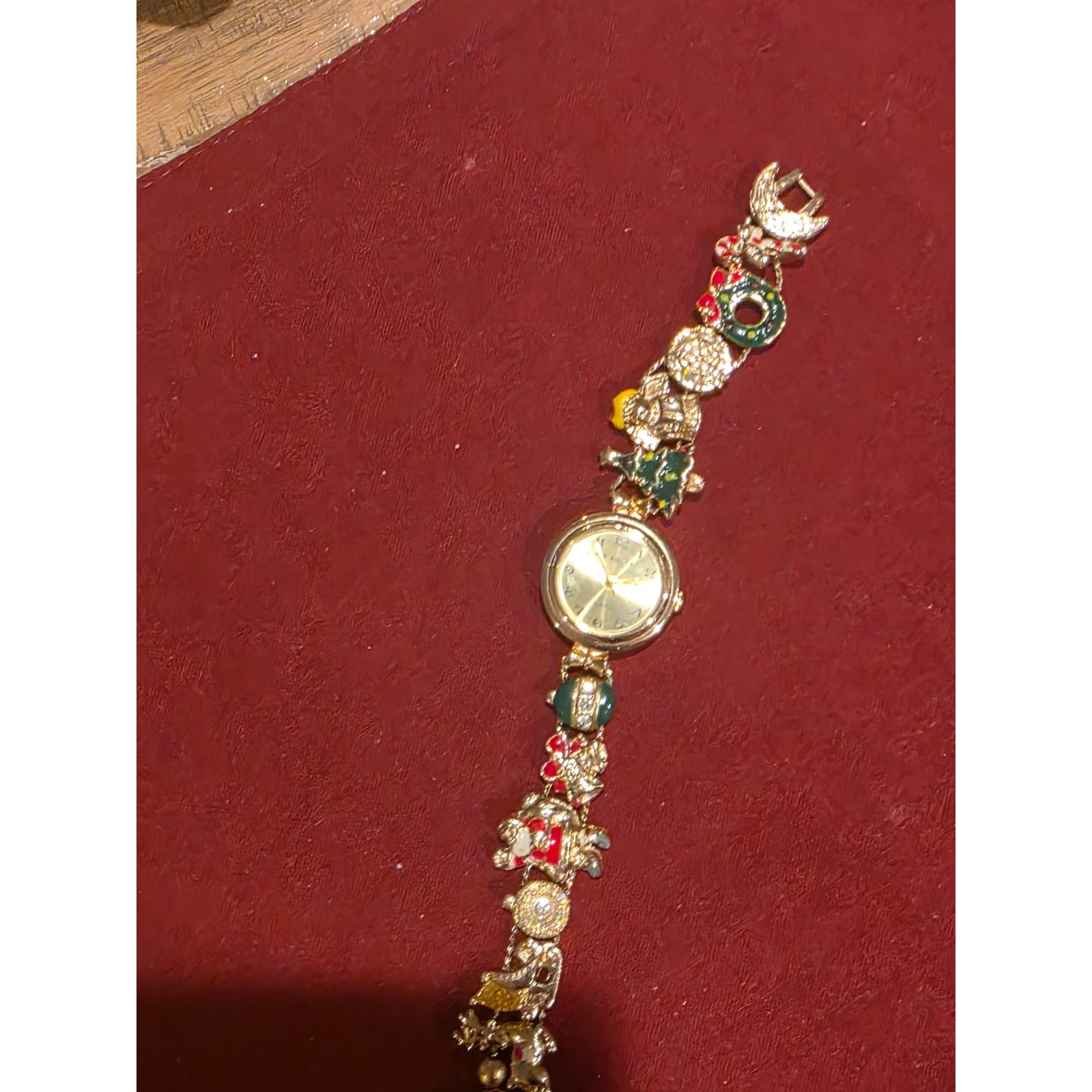Kym Rogers Womens Quartz Charm Watch Holiday Christmas Themes Gold Tone