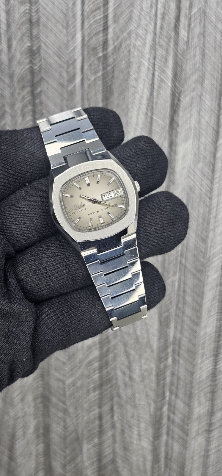 Mido Multistar NOS Automatic 25 Jewels Beauty Gray Dial Men’s Wristwatch Swiss.