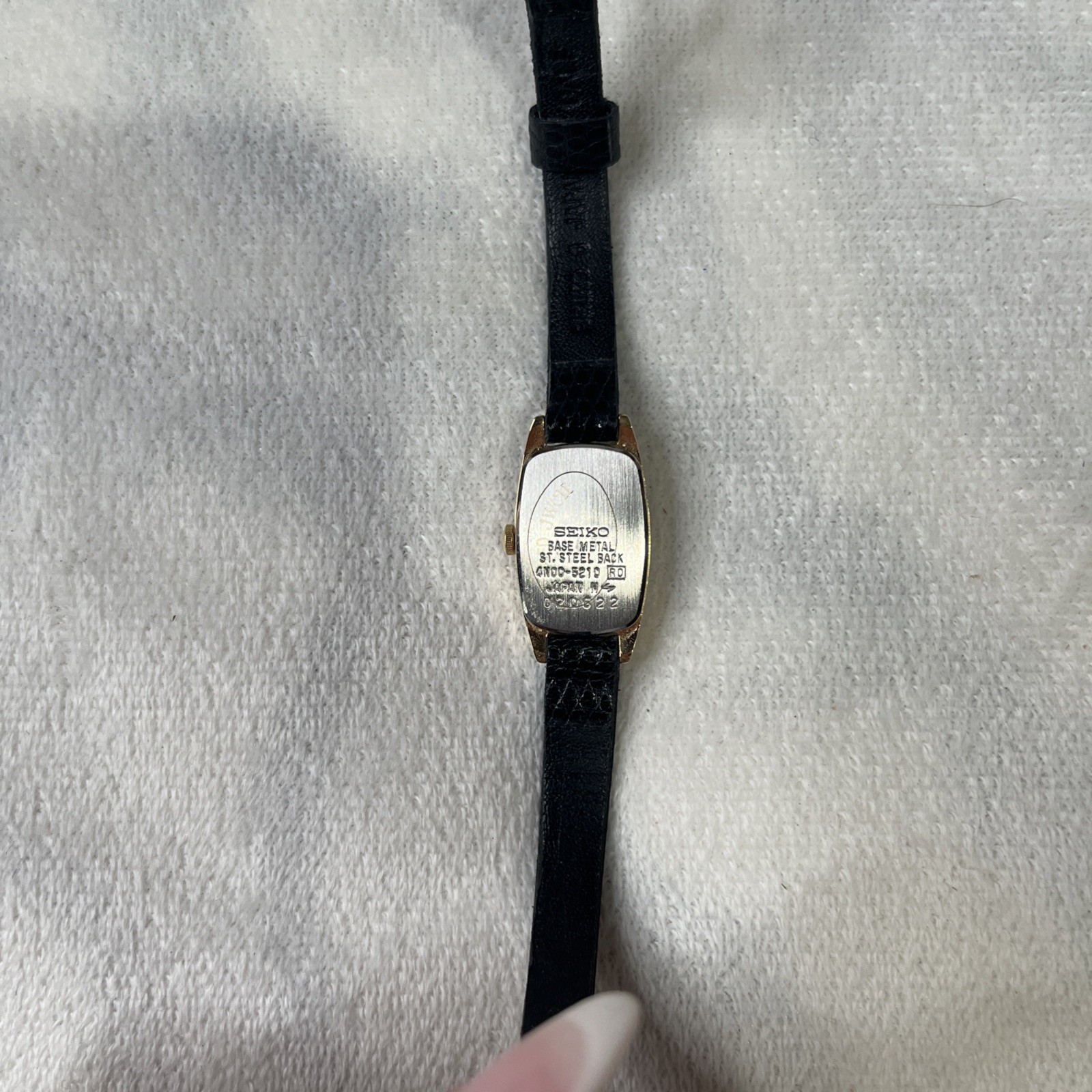 Women’s VTG Rare Rectangular Black & Gold Seiko Watch (Condition Unknown/As-Is)