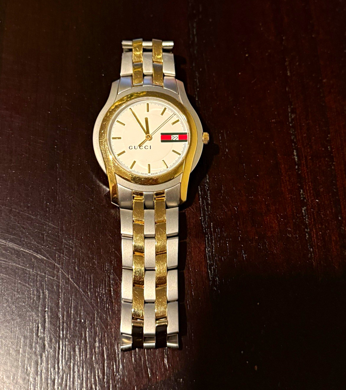 Gucci 5500 Swiss Made Quartz Date Two-Tone SS Bracelet 50m Analog