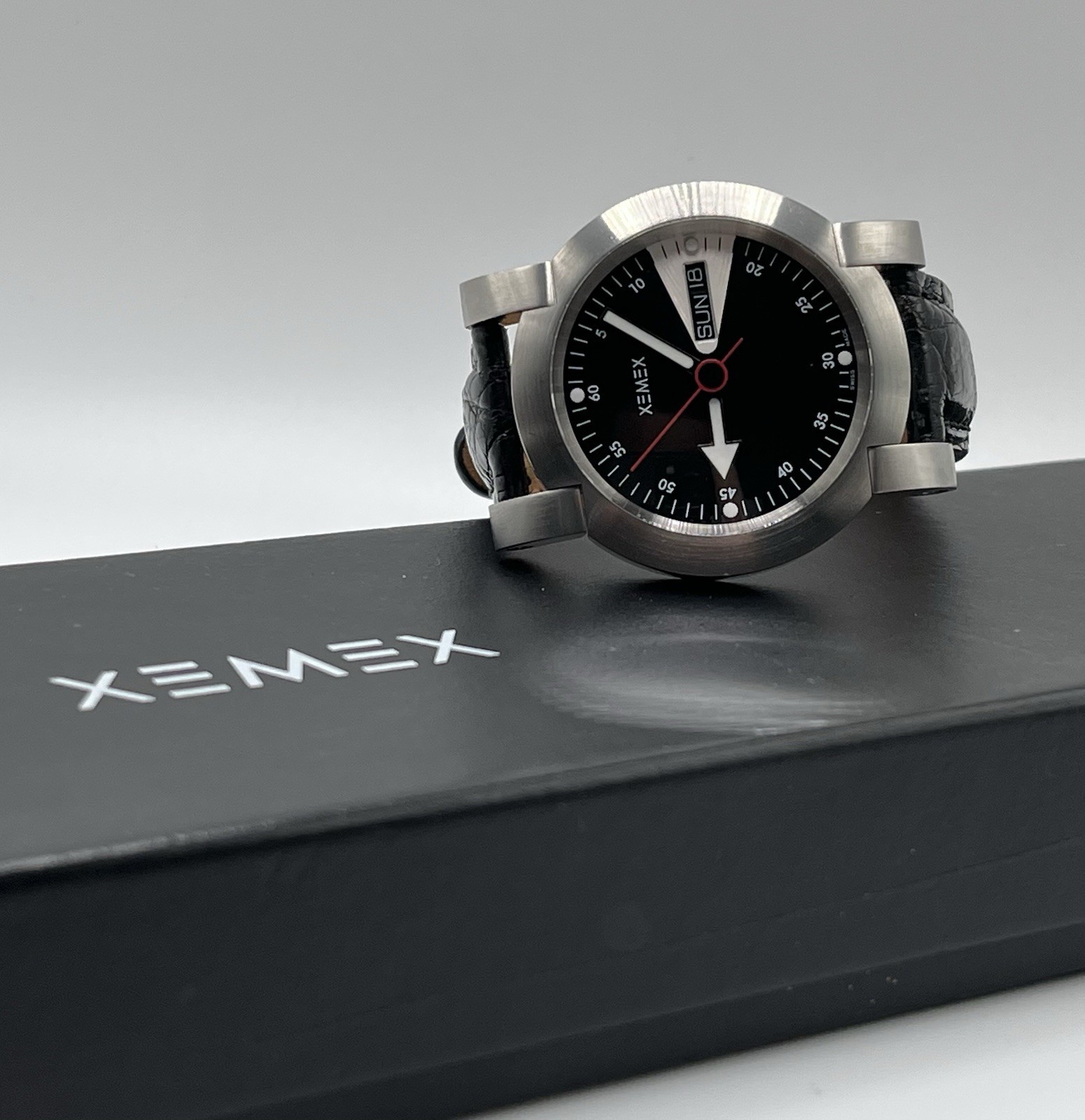 Xemex XE 5000 Onyx Men’s Swiss Automatic Watch