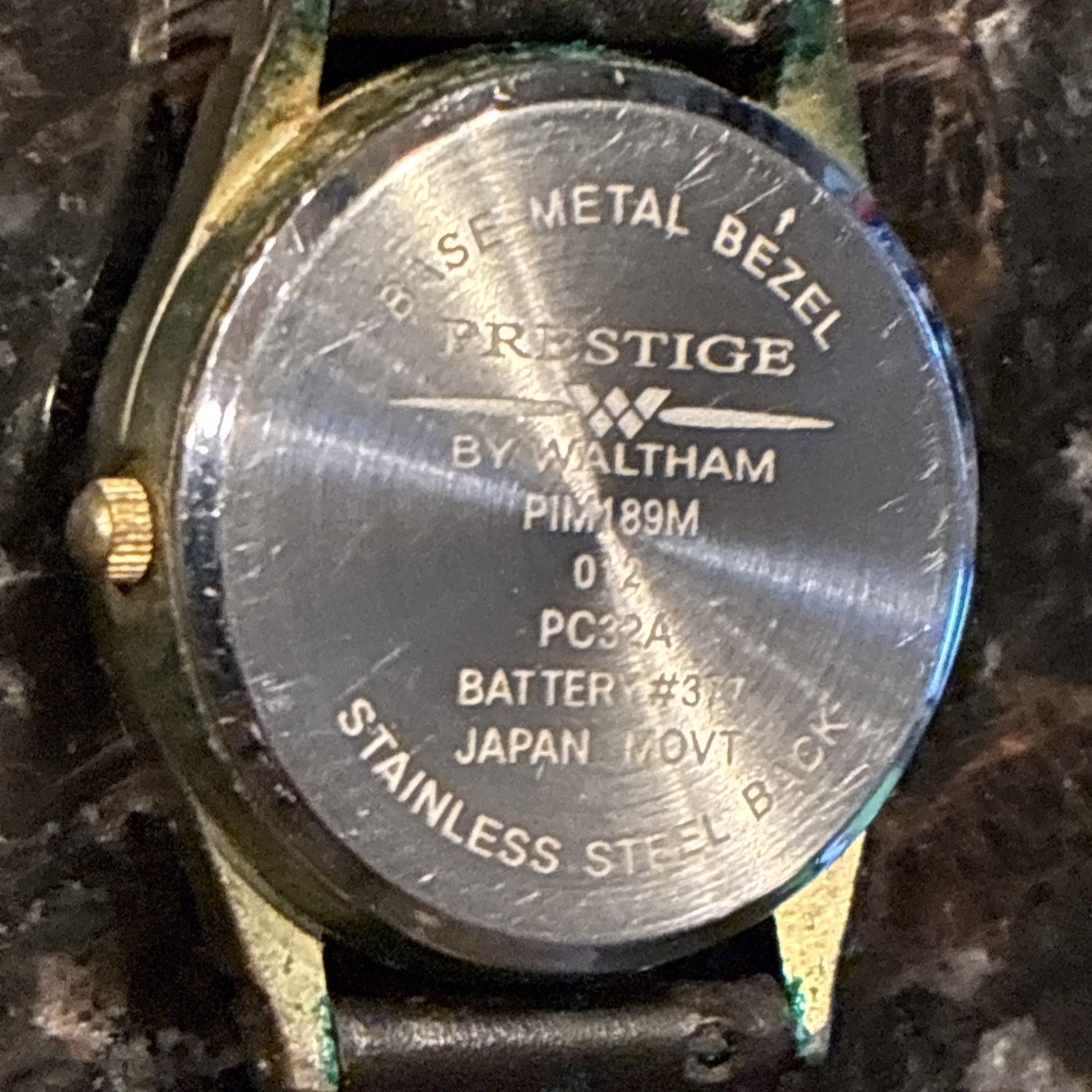 Prestige by Waltham Watch Men Easy Reader 33mm Date Leather Band *Untested