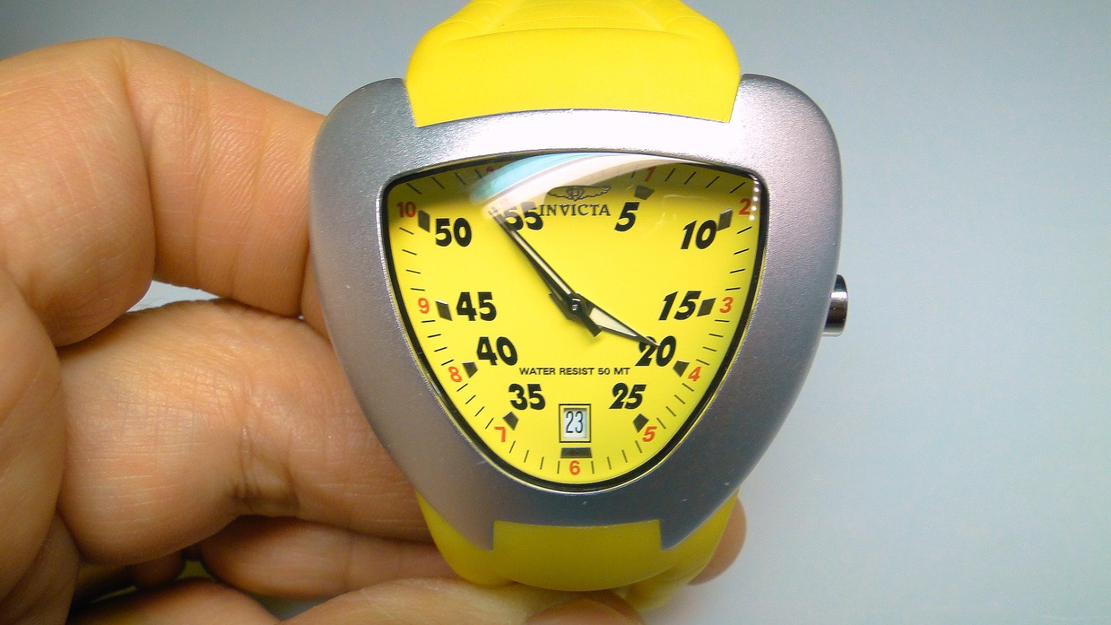 ⌚ Invicta #9885 Bermuda Triangle Watch w Yellow Dial & Box