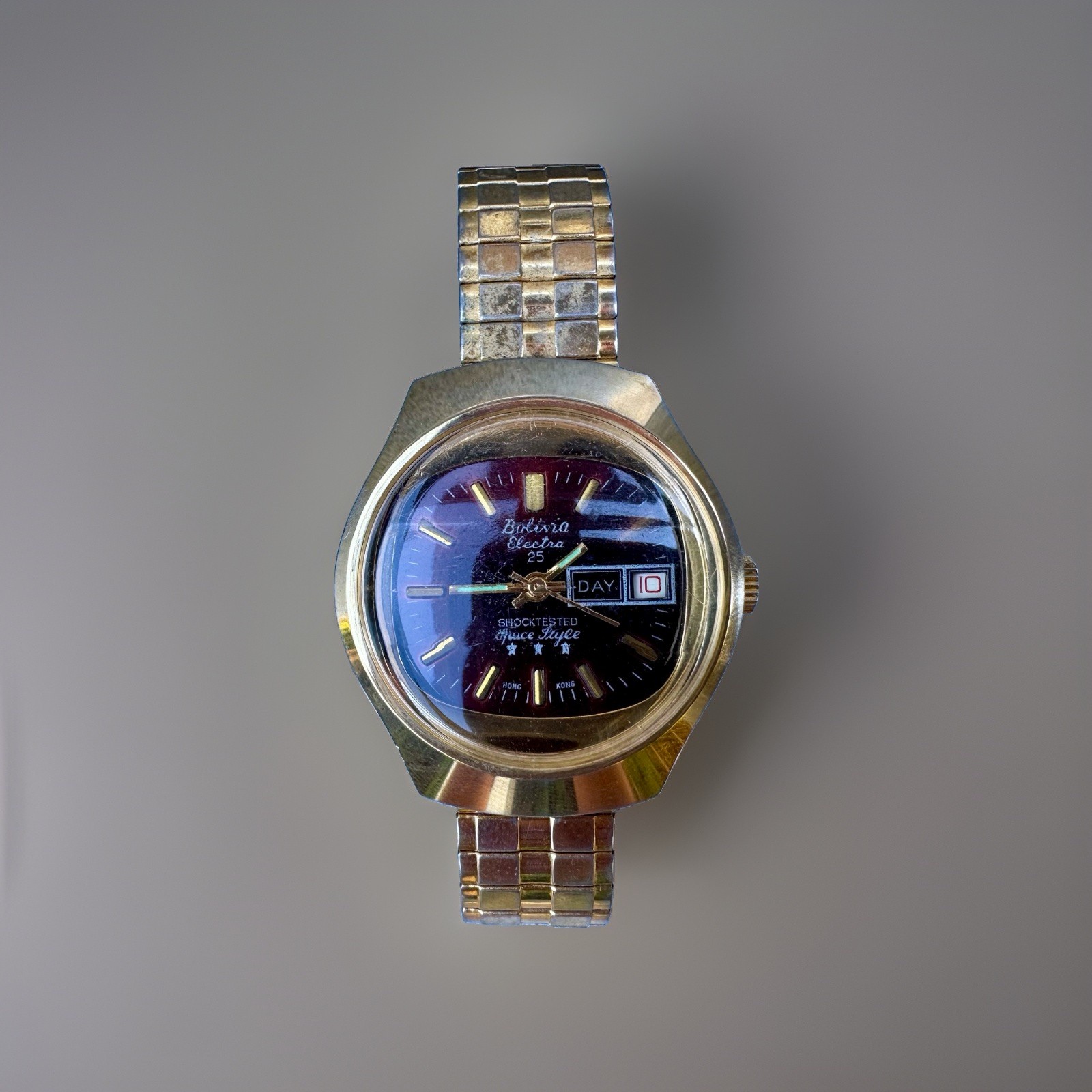 Vintage Bolivia Electra 25 Space Style Men’s Mechanical Watch Gold Tone Day Date