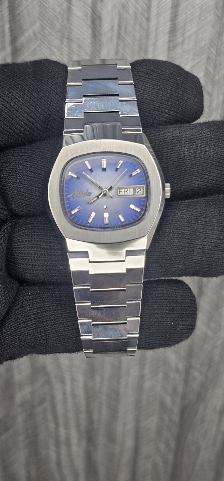 Mido Multistar NOS Automatic 25 Jewels Beauty Blue Dial Men’s Wristwatch Swiss.