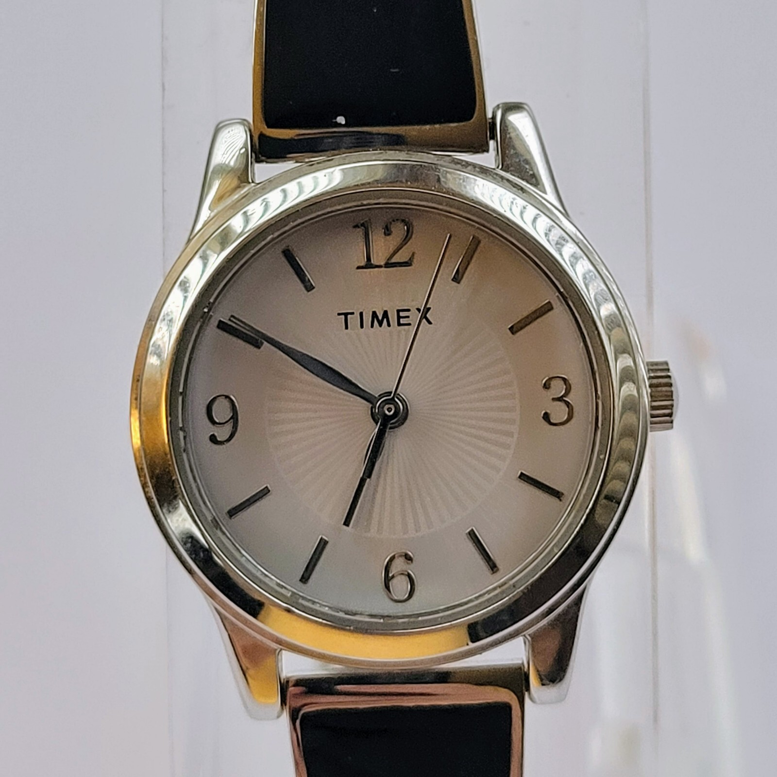 Timex Watch Women 25mm Watch Silver Tone w/ Silver & Black Band – New Battery