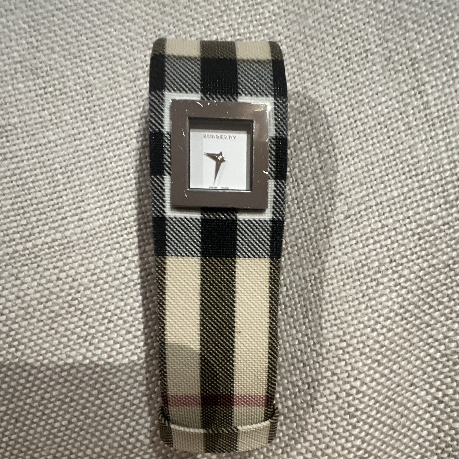 Burberry Check Quartz Analog Square Watch Check Fabric Strap