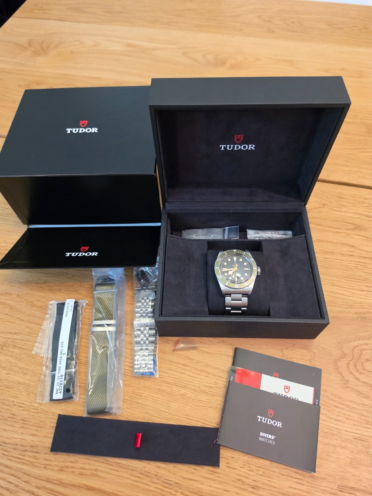 TUDOR Black Bay Harrods Edition