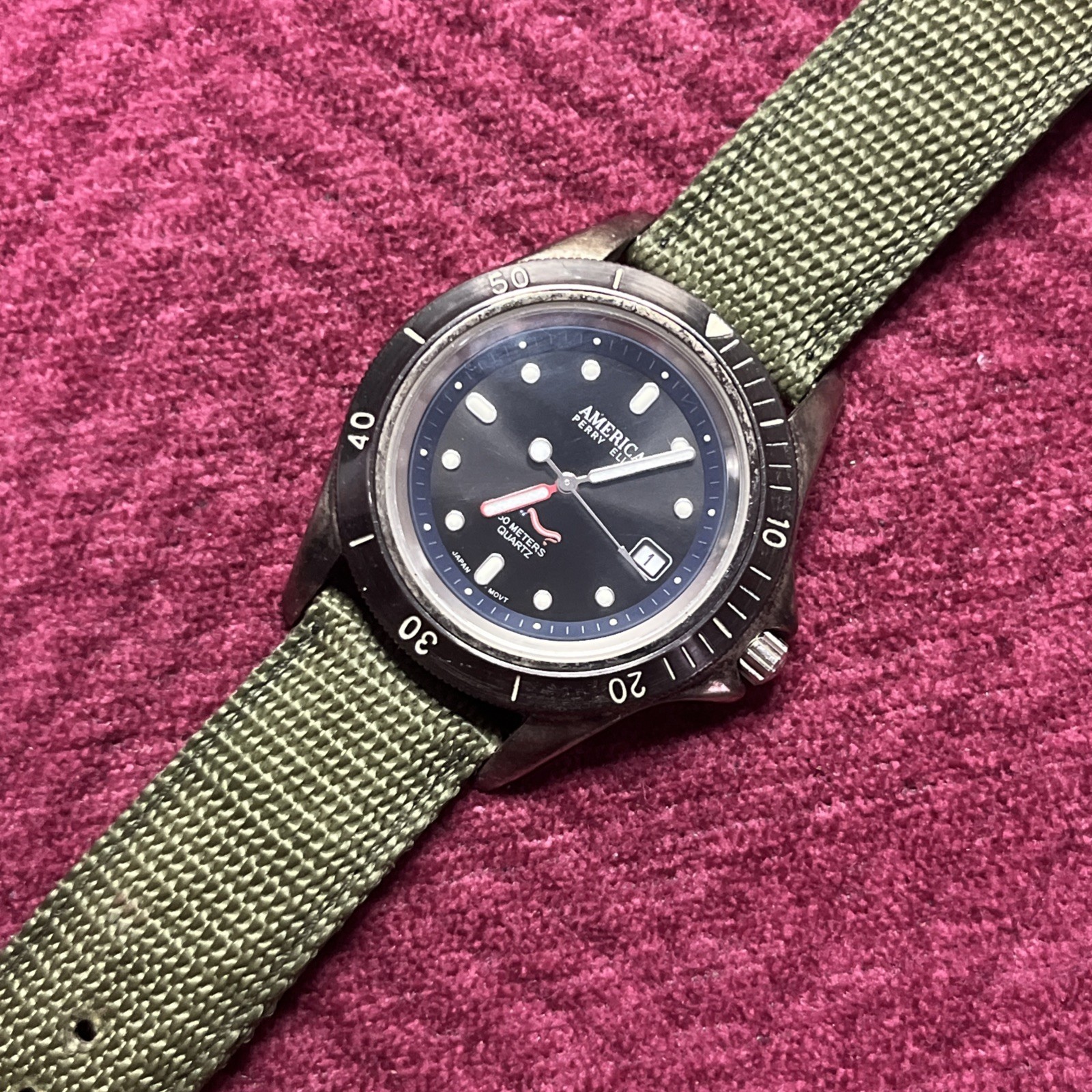 Perry Ellis AMERICA Mens Watch Green Fabric Strap Band APE 2220 Untested