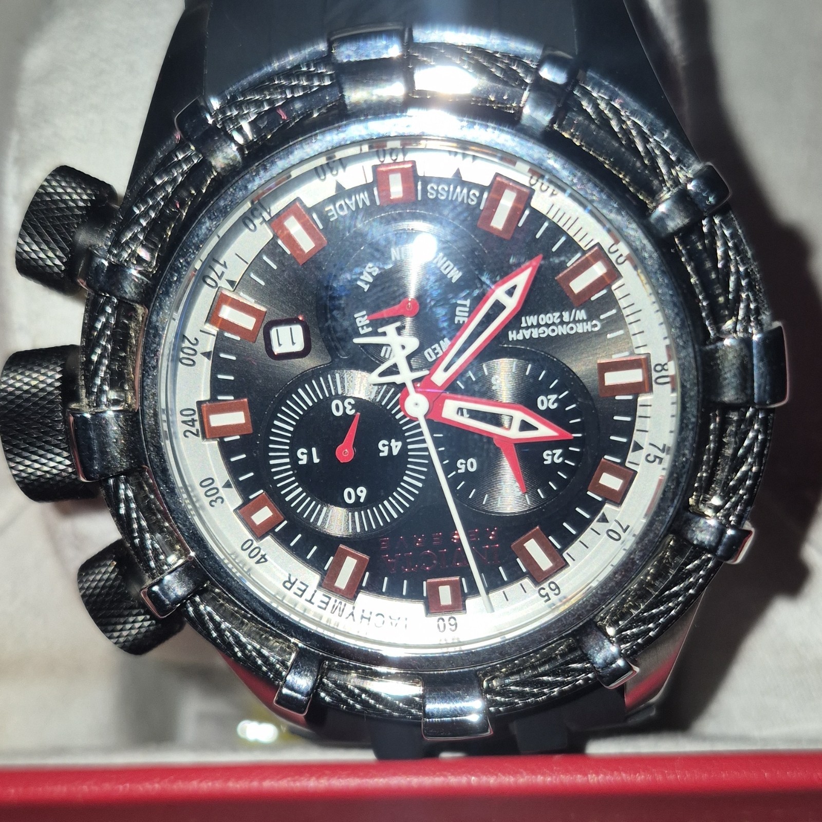 Never Been Worn. Has Original Papers. I Will Negotiate On Price If Needed.