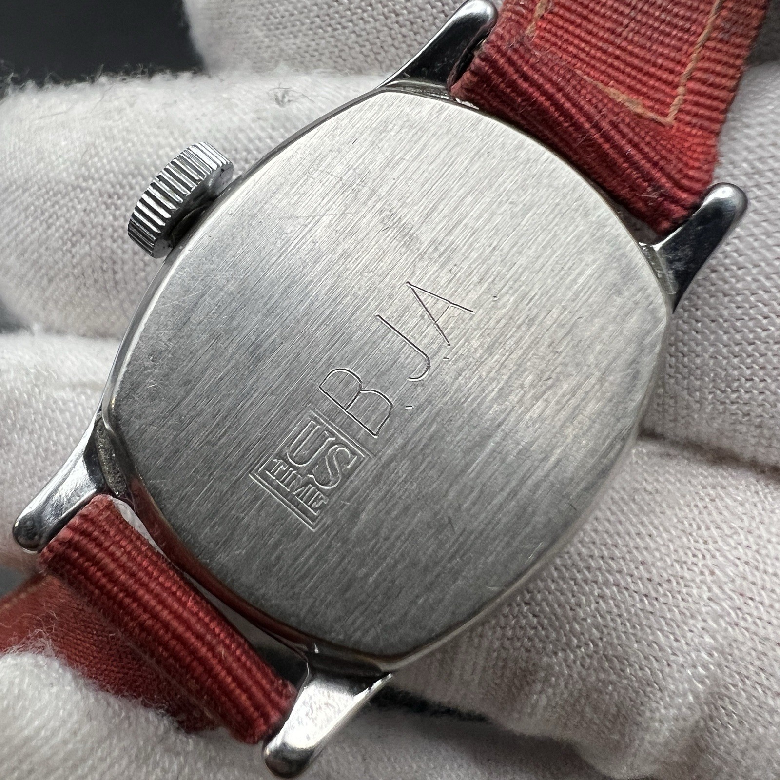 Vintage 1950’s US Time Snow White Disney Watch Works But Runs Fast Needs Service