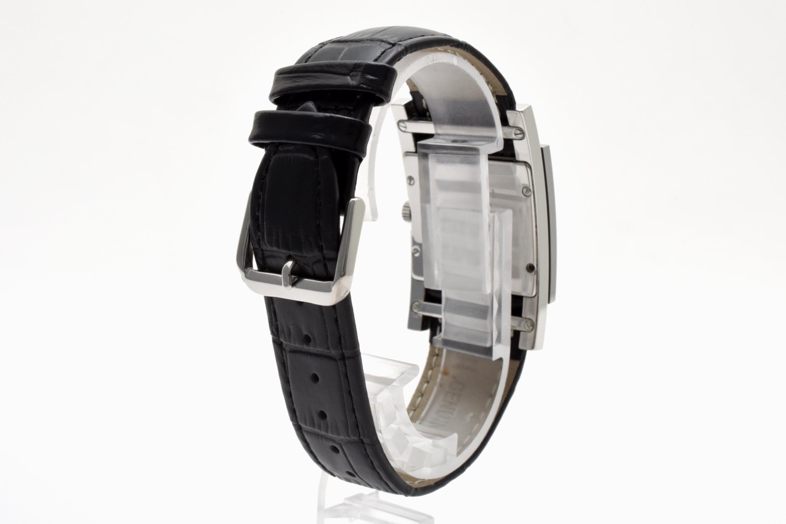 GUCCI 7900M.1 Rectangle White Guilloché Dial Quartz Watch Swiss Made From Japan