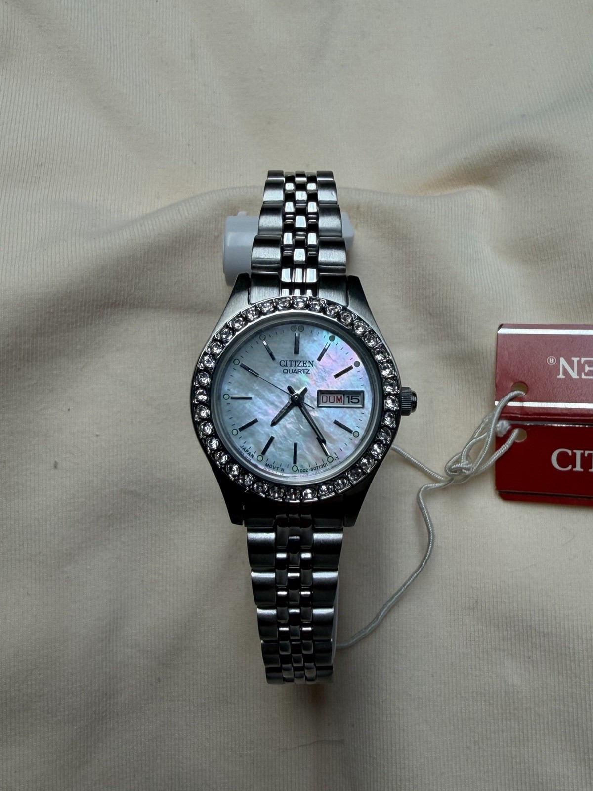 Citizen Women’s Vintage Quartz Watch Silver Dial, Stainless Steel, Crystal Bezel