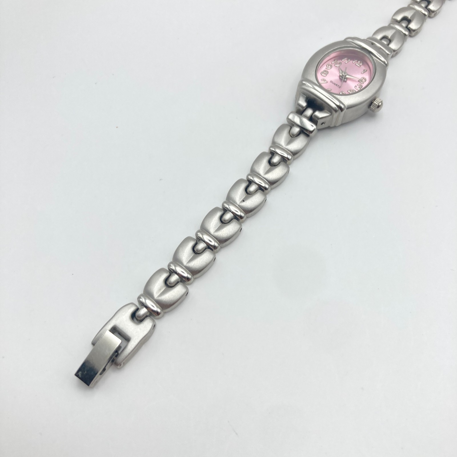Advance Womens Watch 19mm Silver Tone Matte Pink Dial Oval New Battery 6.75″