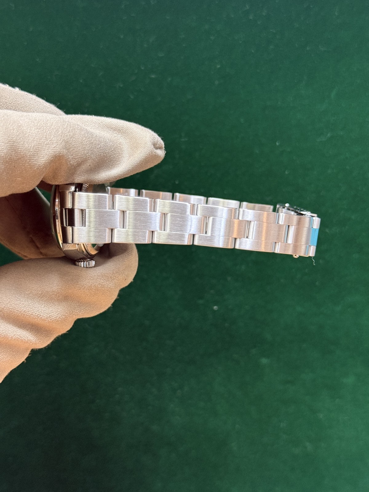 2000 Rolex Oyster Perpetual Date White Arabic Dial Oyster Bracelet 79160 Steel
