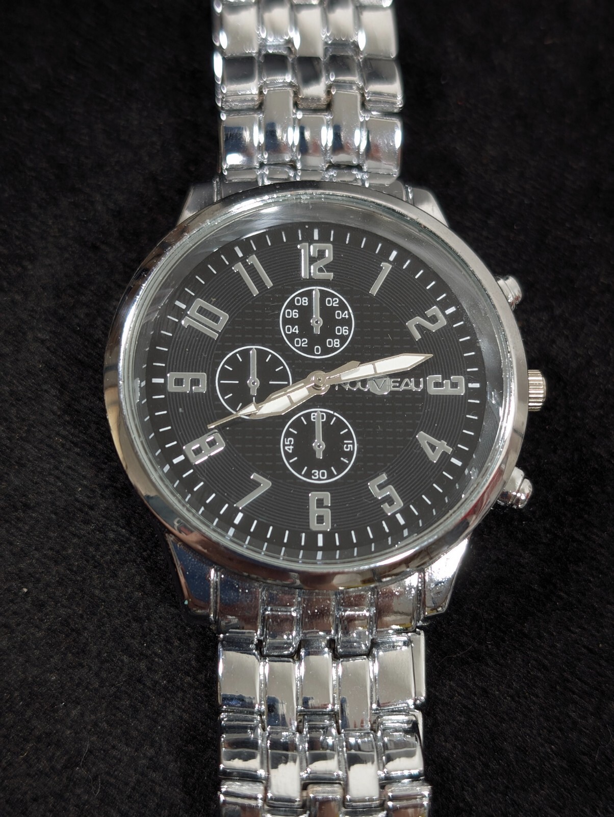 Nouveau Black Dial Round Silver Tone Case Stainless Steel Watch Men 43mm