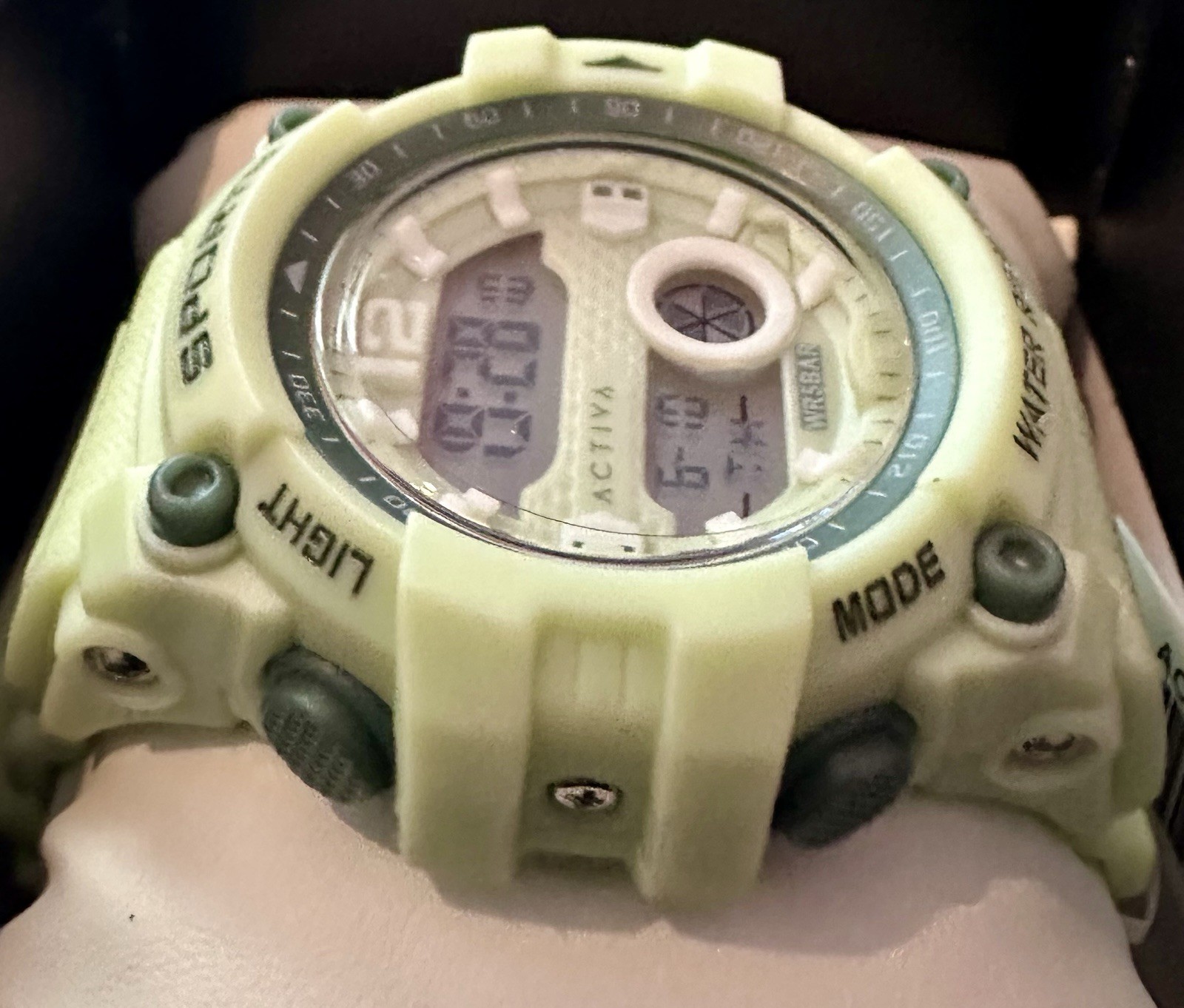 Activa X Invicta’s Lady Digital Sports Watch-Green, 46mm, 50m WR 🔥