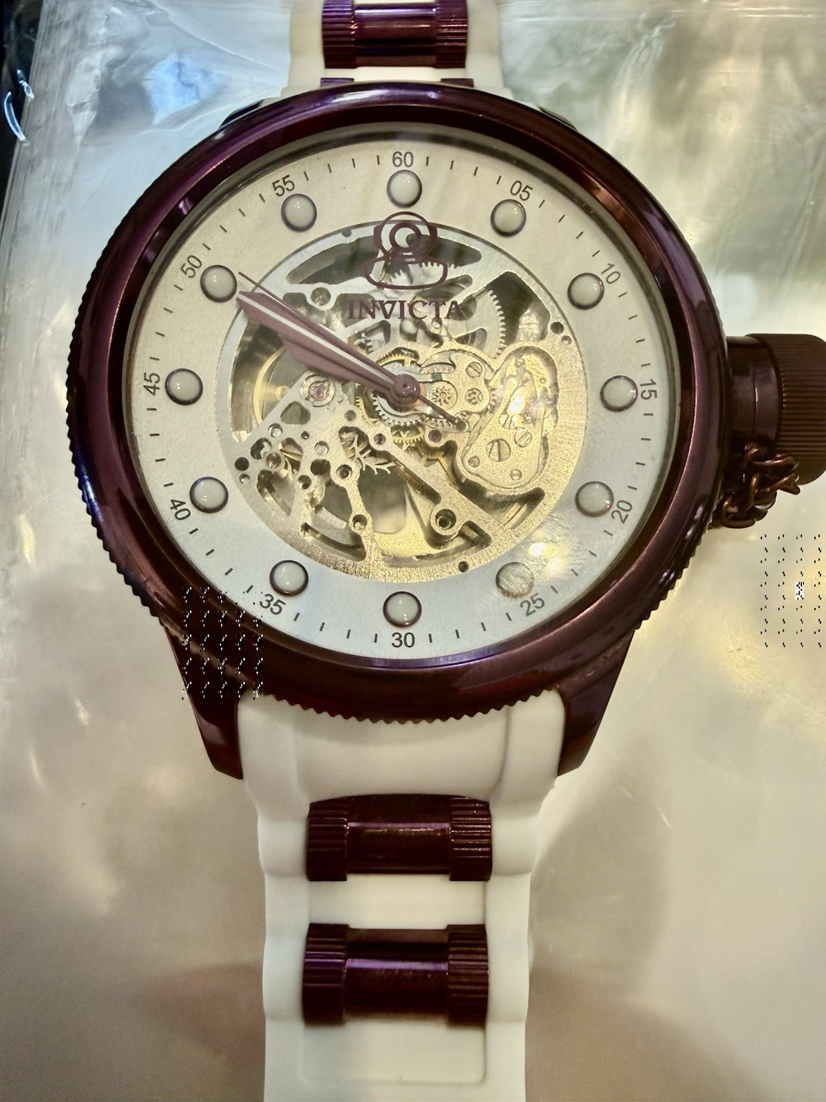 Invicta Tritnite Automatic Skeleton Dial Exhibition Back Purple/White 50m/M40751