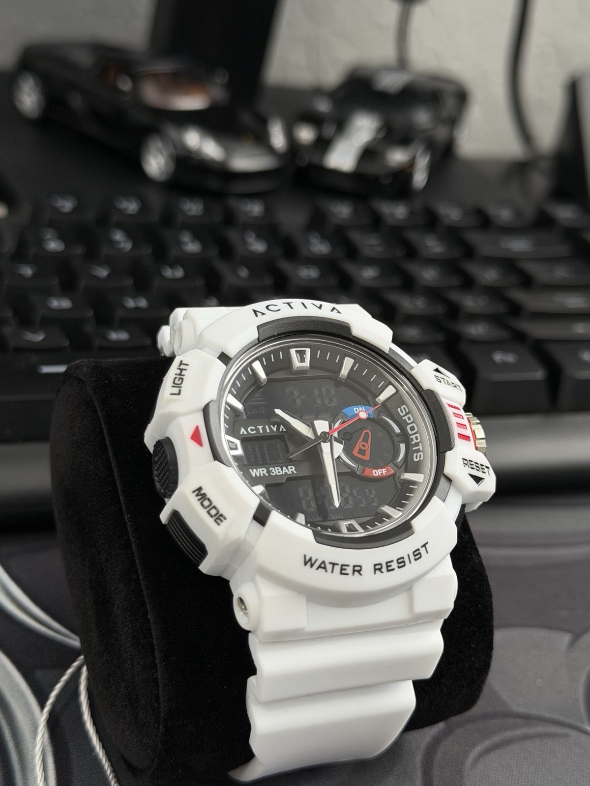 Activa Vord X Invicta Mens Watch 49mm NOB White Digital/Analog