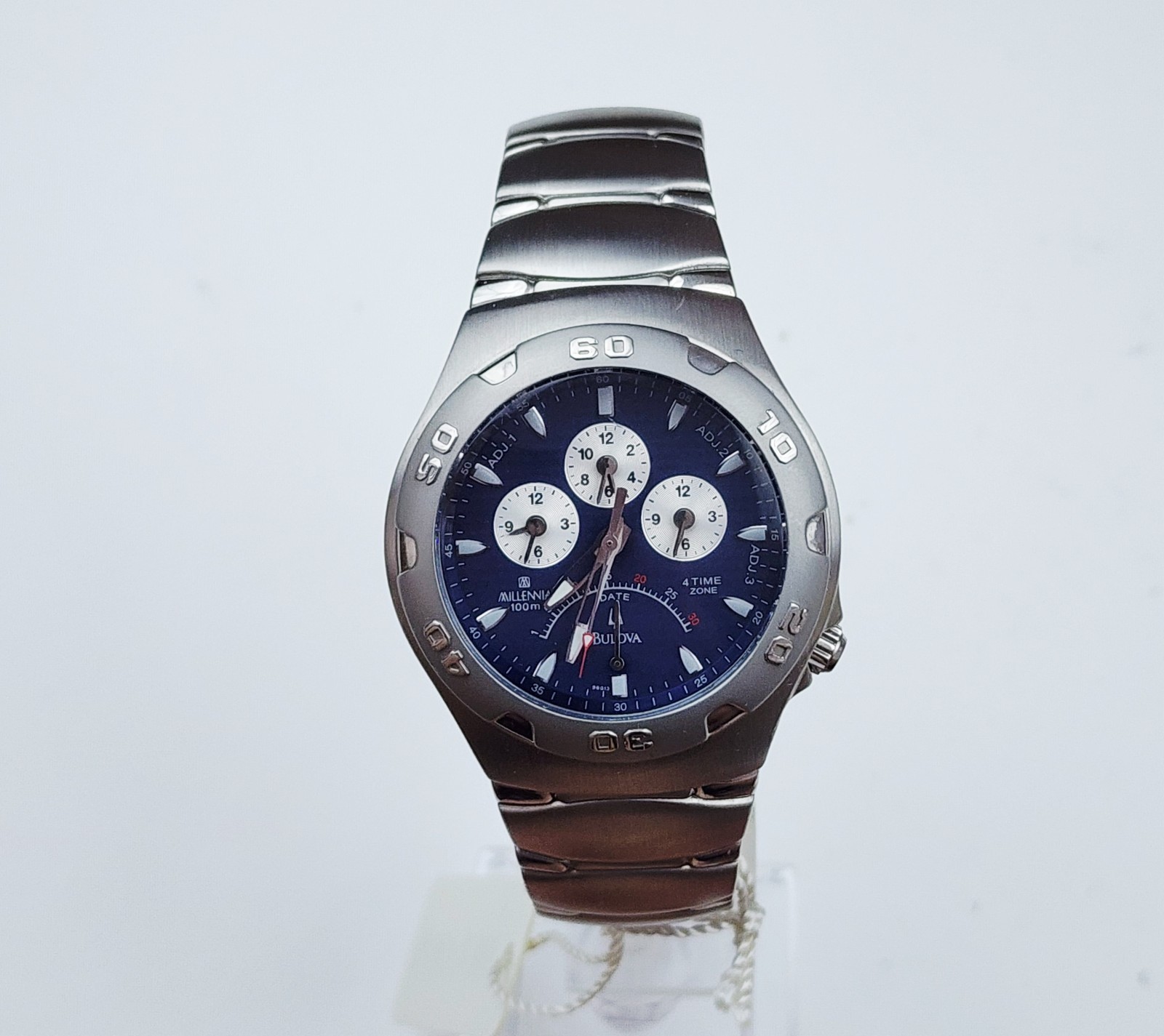 Men’s Vintage 2003 TRAVELER Watch BULOVA “Millennia” 96G13. 4 Time Zones. In BOX