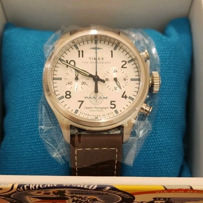 Timex Waterbury Men’s Chronograph Quartz White Dial Brown Leather Strap w/ Box