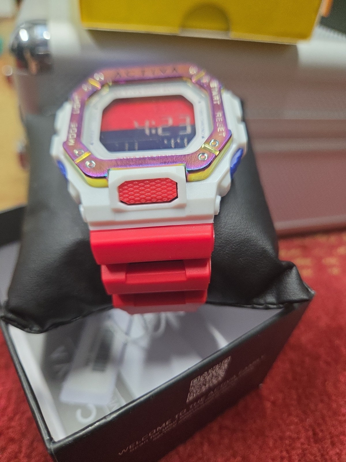 Activa Edge X, Invicta, Unisex, Digital – 39.5mm, Red, White, Blue, ACW8059-004